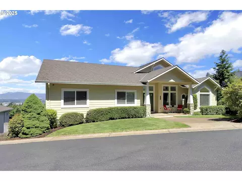 3352 Bentley Ave, Eugene, OR 97405