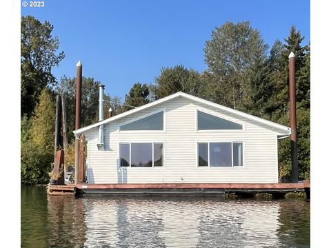 26312 NW St Helens Rd #A, Scappoose, OR 97056