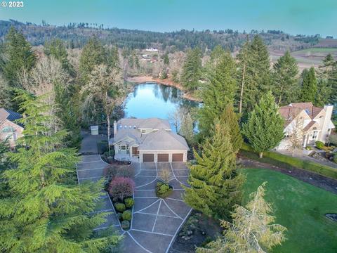 4501 NE Blue Heron Ct, Newberg, OR 97132