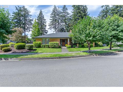1790 Tabor St, Eugene, OR 97401 photo 1