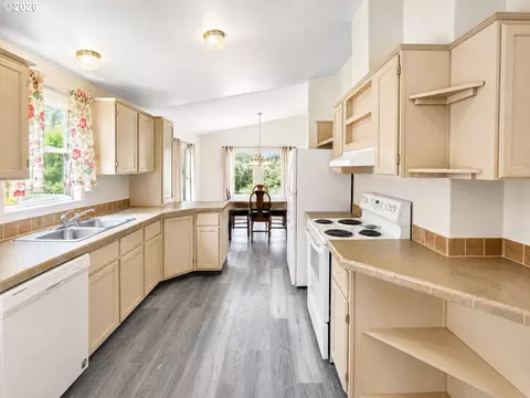 916 SW Isaac Ave, Pendleton, OR 97801 photo 5