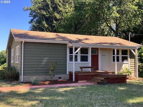 2381 W Irwin Way, Eugene, OR 97402 photo 1