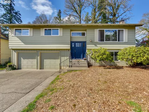 6943 Oakridge Dr, Gladstone, OR 97027 photo 1