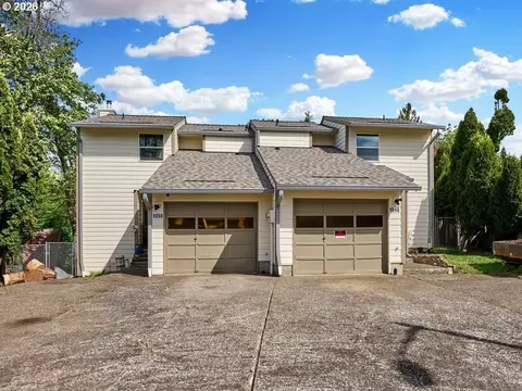 1048 Birchwood Dr, Oregon City, OR 97045