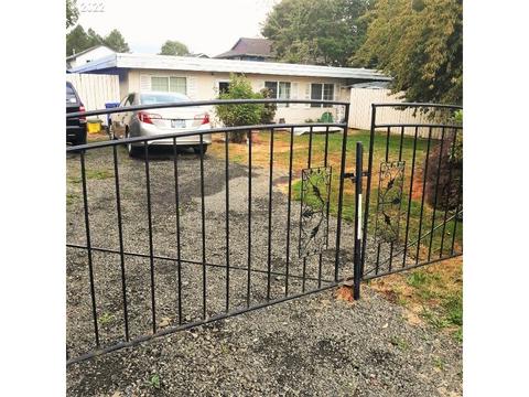 1223 SE Barnes Rd, Gresham, OR 97080 photo 1