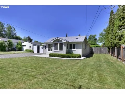 1125 W 27th Ave, Eugene, OR 97405
