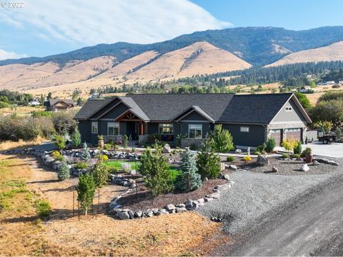 60981 Mountain View Dr, Cove, OR 97824