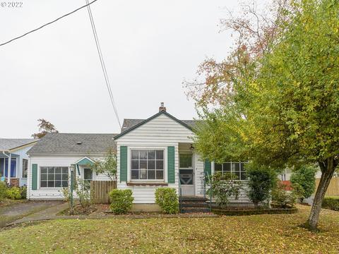 205 E Berkeley St, Gladstone, OR 97027 photo 1