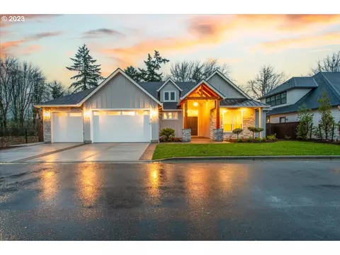 8701 NE 183rd Pl, Vancouver, WA 98682
