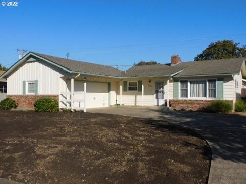 2563 Jasmine St, Eugene, OR 97404 photo 1