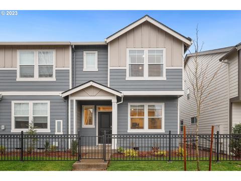831 N 19th Ave, Cornelius, OR 97113 photo 1