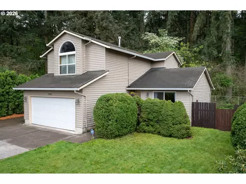 14300 SE Center St, Portland, OR 97236