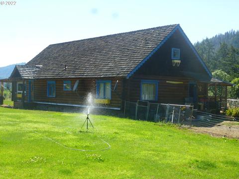 137 Junction Rd, Glendale, OR 97442 photo 1