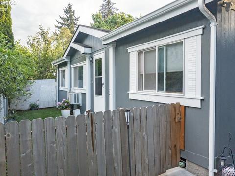 1607 Dotie Dr, Springfield, OR 97477 photo 1