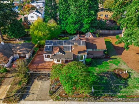 1929 NE Adams St, Camas, WA 98607 photo 1
