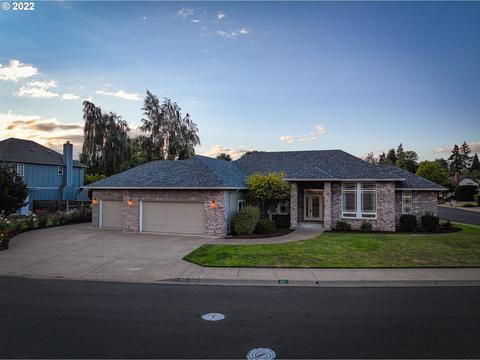 207 Chimney Rock Ln, Eugene, OR 97404 photo 1