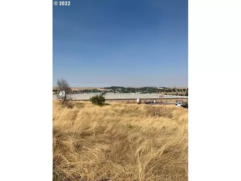 SW 30th, Pendleton, OR 97801