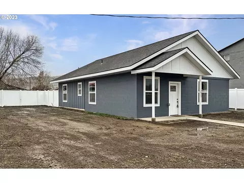 2825 Campbell St, Baker City, OR 97814