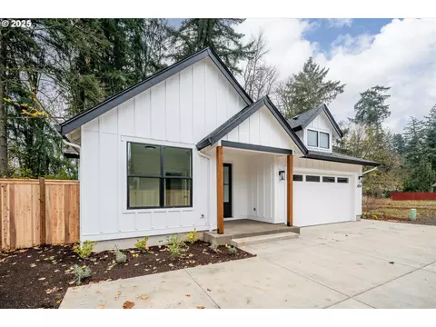 4351 Katy Ln, Eugene, OR 97404