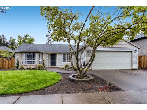 1547 NE 19th Loop, Canby, OR 97013 photo 1