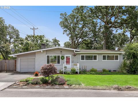 745 E Fairfield St, Gladstone, OR 97027 photo 1