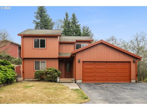 1665 Fernwood Dr, Tillamook, OR 97141