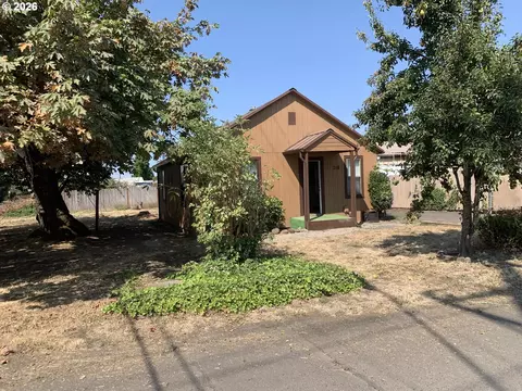Other - 218 S 19th St, Springfield, OR 97477 photo 2 of 7