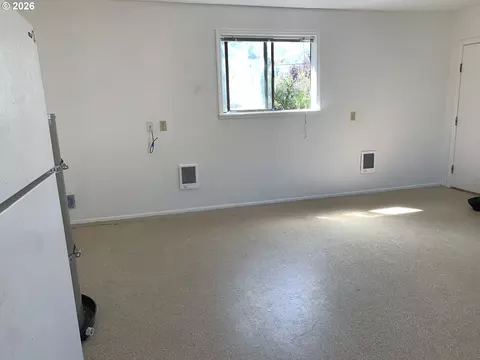 Other - 218 S 19th St, Springfield, OR 97477 photo 4 of 7