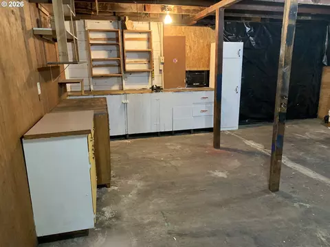 Other - 218 S 19th St, Springfield, OR 97477 photo 6 of 7
