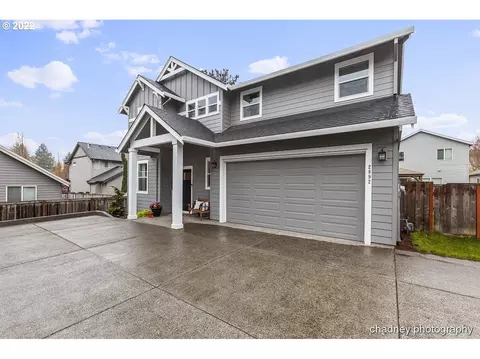 2892 SE Baker Ave, Gresham, OR 97080 photo 1