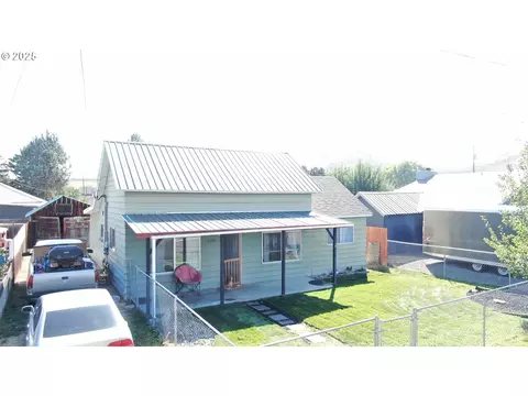 2130 Cherry St, Baker City, OR 97814