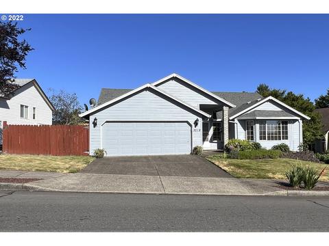 3018 SW Linneman Dr, Gresham, OR 97080 photo 1