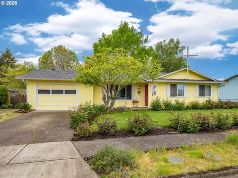 1392 SW Myrtle St, Dundee, OR 97115