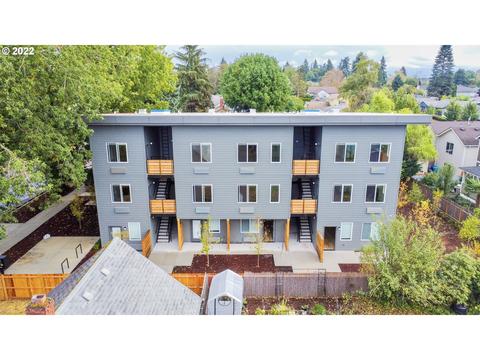 8080 N Willamette Blvd, Portland, OR 97203