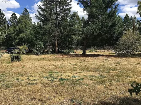 10007 SE 72nd Ave, Milwaukie, OR 97222