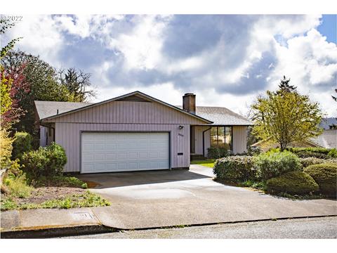 2555 Lawrence St, Eugene, OR 97405 photo 1