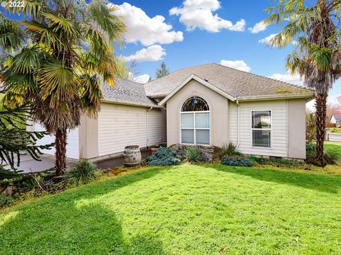 100 E Mountainview Dr, Newberg, OR 97132 photo 1