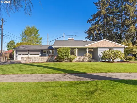 3333 NE Nichols Blvd, Longview, WA 98632