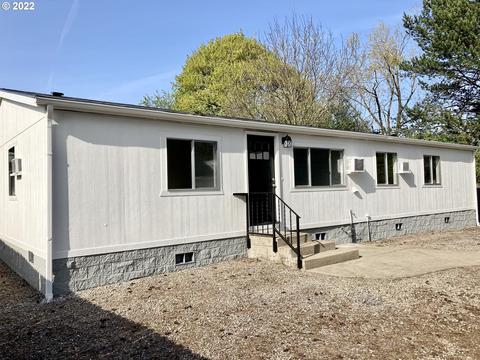 2575 Pershing St, Eugene, OR 97402 photo 1