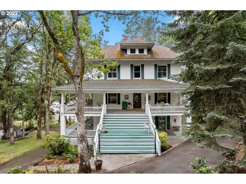 245 W Jewett Blvd, White Salmon, WA 98672