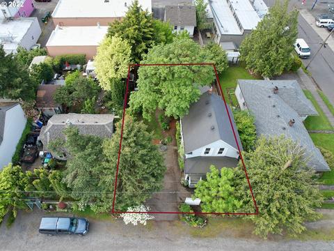 7516 NE Hoyt St, Portland, OR 97213