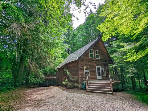 72448 E Smith Loop, Rhododendron, OR 97049 photo 1