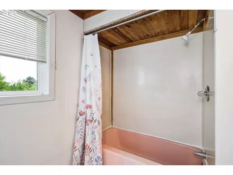 38669 E Cedar Flat Rd, Springfield, OR 97478 photo 22
