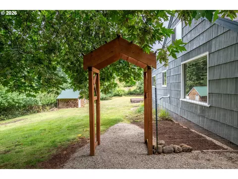 38669 E Cedar Flat Rd, Springfield, OR 97478 photo 39