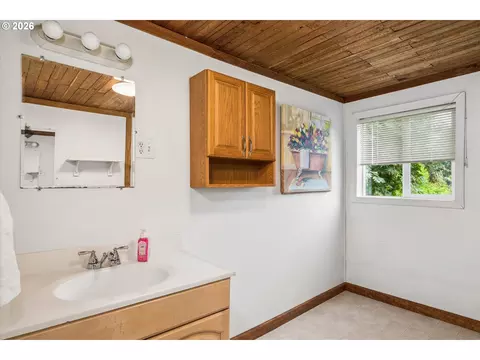 38669 E Cedar Flat Rd, Springfield, OR 97478 photo 21