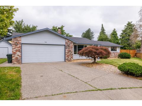 745 SW Riverview Pl, Gresham, OR 97080 photo 1