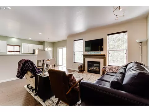Living - 5398 Donohoe Ave, Eugene, OR 97402 photo 2 of 2