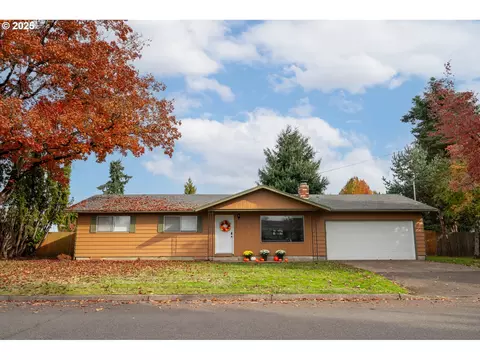 3472 Hoodview Dr, Hubbard, OR 97032