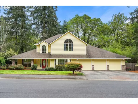 453 E Stonecreek Dr, La Center, WA 98629