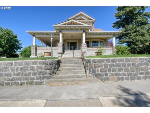 403 NW 10th St, Pendleton, OR 97801 photo 1